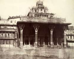 There was a wooden palace called the Old Palace at this place until 1896. The palace was completely turned into ashes due to a devastating fire that b